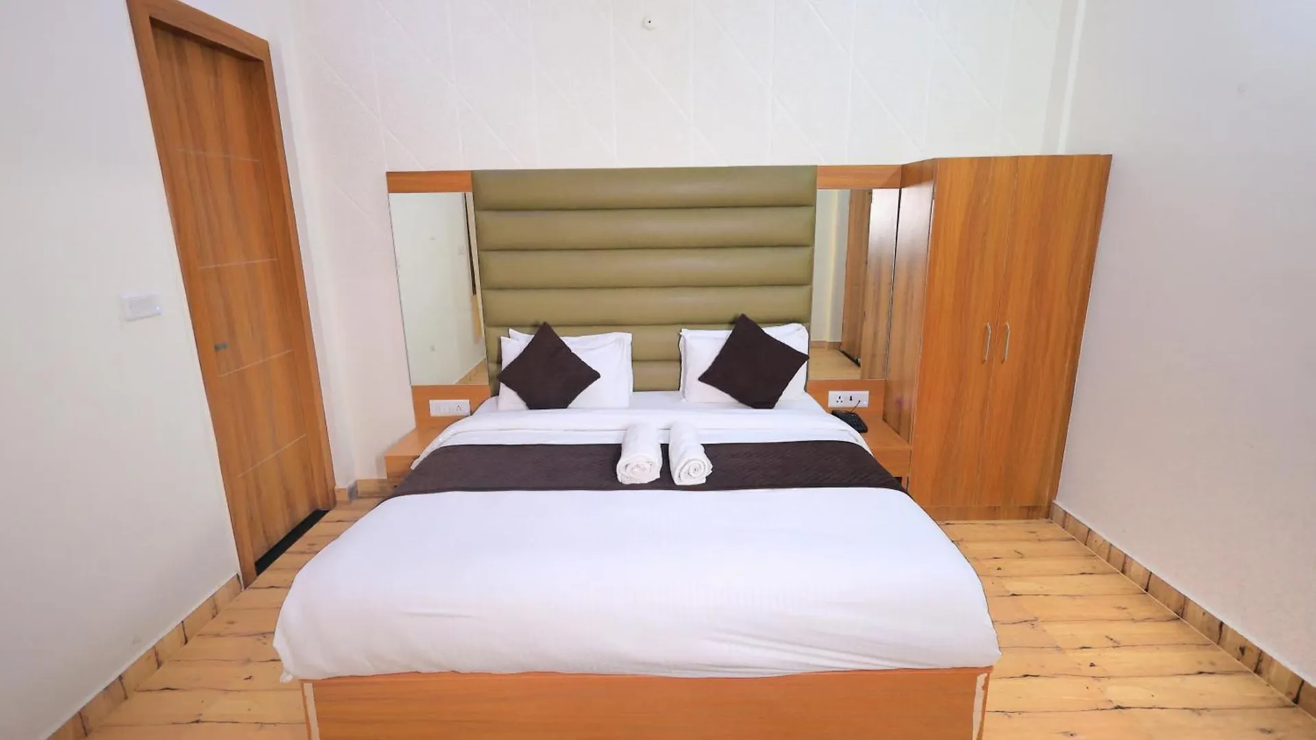 Hotel Agra Yuvan Palace Inde
